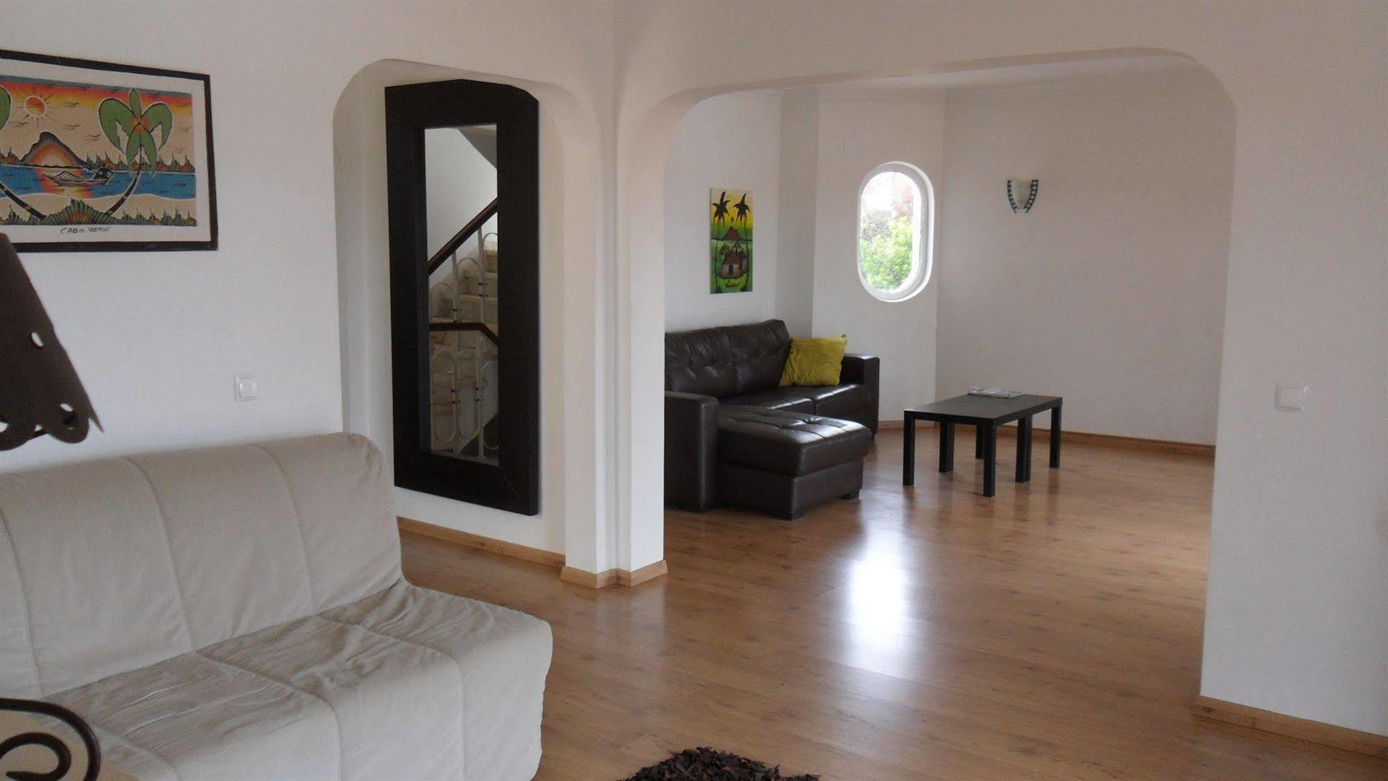 Guincho Wind Factory Guest House Кашкайш Екстериор снимка