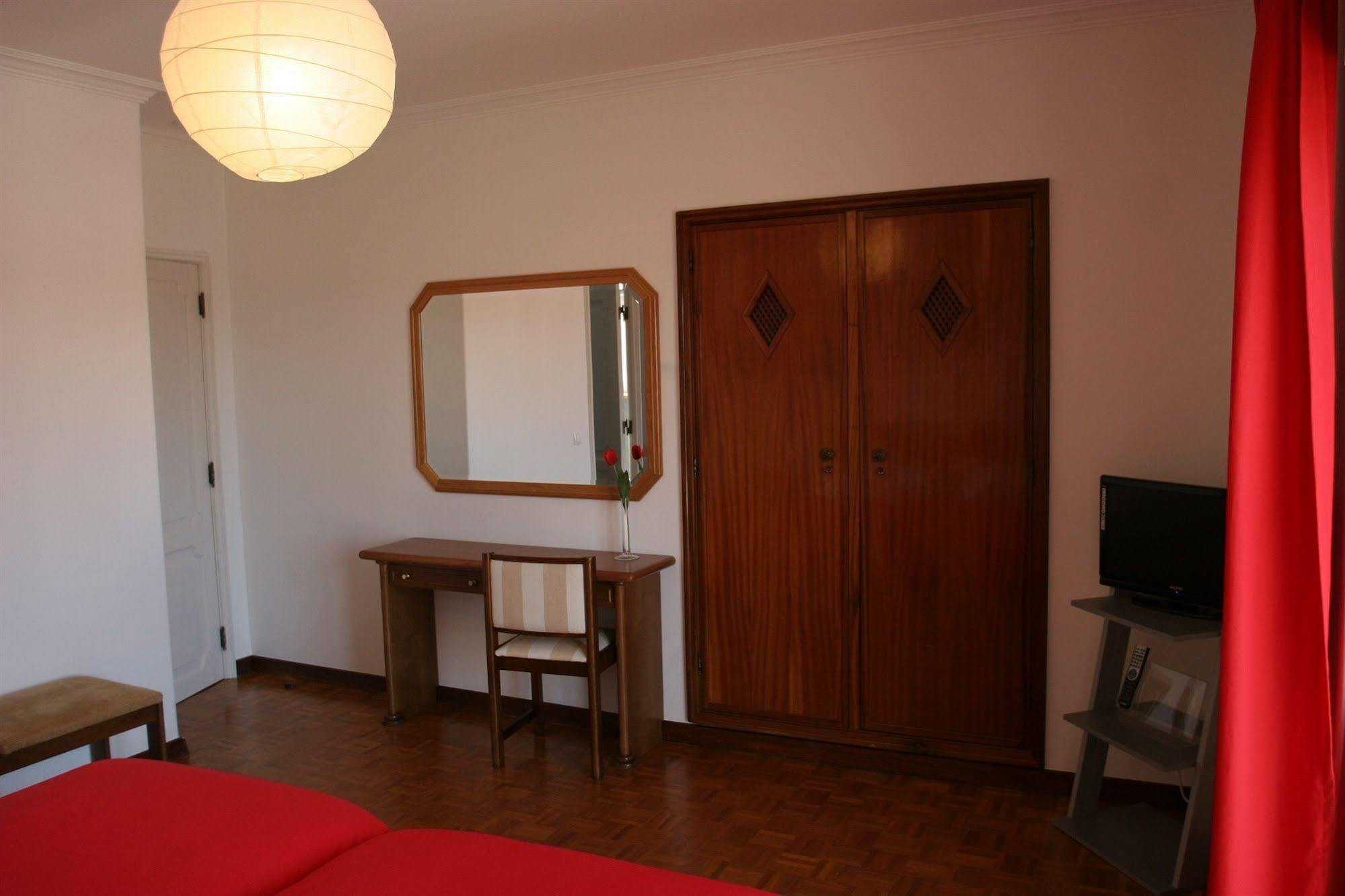 Guincho Wind Factory Guest House Кашкайш Екстериор снимка